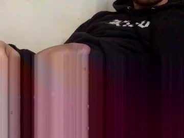 Petitpop Chaturbate stream image from April 10, 2026