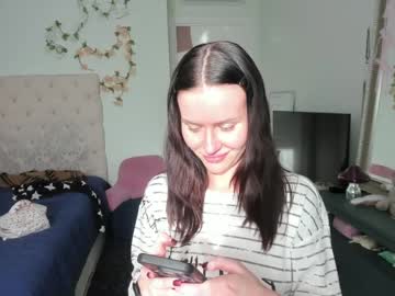 Ella_Gdss Chaturbate stream image from April 10, 2026