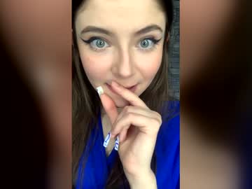 Mayrollinss Chaturbate stream image from April 10, 2026