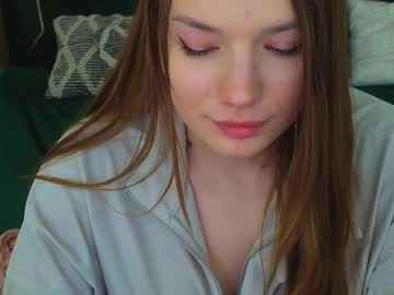 Icedanielles Chaturbate stream image from April 10, 2026
