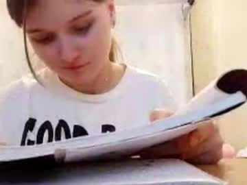 Nievesmarchal Chaturbate stream image from April 10, 2026