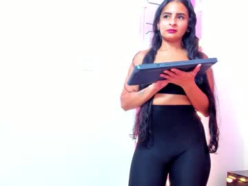Saritarouss Chaturbate stream image from April 10, 2026