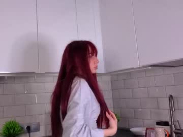 Roseannmcglory Chaturbate stream image from April 10, 2026