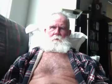 Beardbushy Chaturbate stream image from April 10, 2026