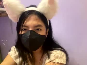 Laurasz Chaturbate stream image from April 10, 2026