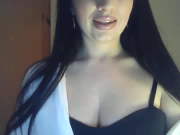 Elle010843 Chaturbate stream image from April 10, 2026