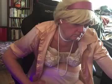 Pantyvloletlace Chaturbate stream image from April 10, 2026