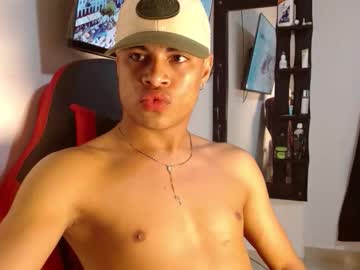 America_27 Chaturbate stream image from April 11, 2026