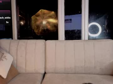 Bella_Es Chaturbate stream image from April 11, 2026