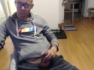 Guachin_New Chaturbate stream image from April 11, 2026