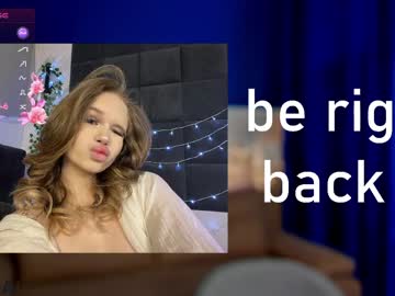 Kelly_Holmess Chaturbate stream image from April 11, 2026