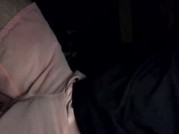 Kmed2000 Chaturbate stream image from April 11, 2026