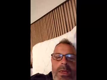 Dan734058 Chaturbate stream image from April 11, 2026