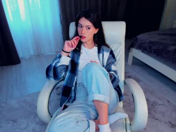 Tannaschoeneck Chaturbate stream image from April 11, 2026