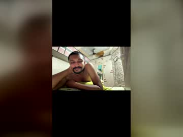 Vaishal25132 Chaturbate stream image from April 11, 2026