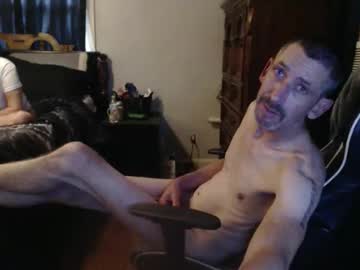 1hotcouple2c Chaturbate stream image from April 11, 2026
