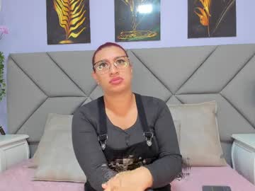 Antonella_Skye Chaturbate stream image from April 11, 2026