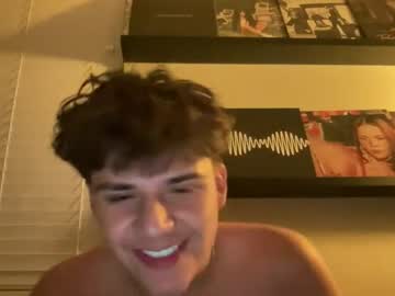 Downlow_22 Chaturbate stream image from April 11, 2026