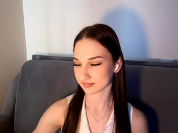 Nganlyerly Chaturbate stream image from April 11, 2026