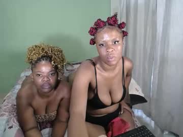 Flowersaltry Chaturbate stream image from April 11, 2026