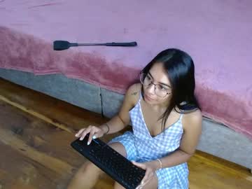 Cannela_Sweett Chaturbate stream image from April 11, 2026