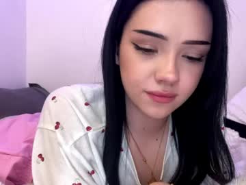 Chiekodavanzo Chaturbate stream image from April 11, 2026