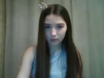 Krissti22 Chaturbate stream image from April 11, 2026