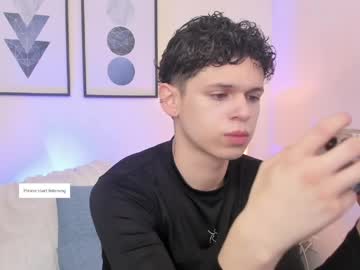 Mykelcano Chaturbate stream image from April 11, 2026