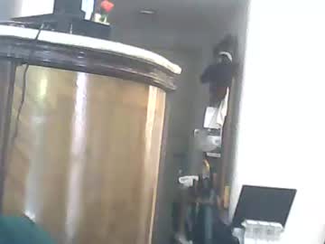 Lucianoaxel Chaturbate stream image from April 11, 2026