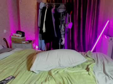 Bella_Sims Chaturbate stream image from April 11, 2026