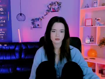 Hottyvibess Chaturbate stream image from April 11, 2026