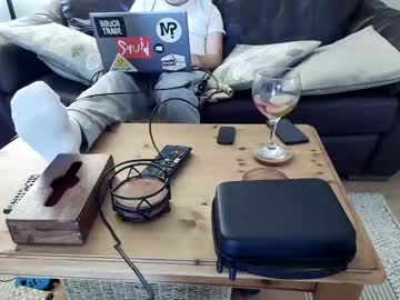 Bindmedown Chaturbate stream image from April 11, 2026