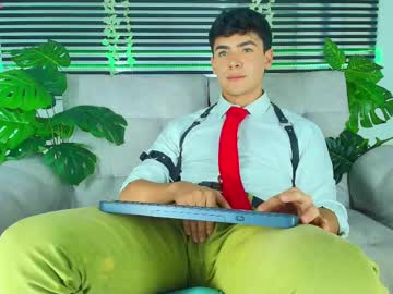 Camilo_Xcam Chaturbate stream image from April 11, 2026