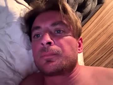 Onlyloveyoutwice2016 Chaturbate stream image from April 12, 2026