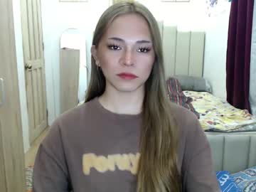 Queen_Heart0 Chaturbate stream image from April 12, 2026