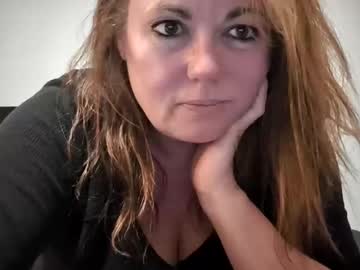 Erinyes69 Chaturbate stream image from April 12, 2026