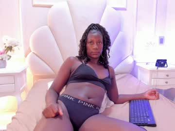 Aprilberri Chaturbate stream image from April 12, 2026