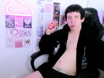 Kozykai Chaturbate stream image from April 12, 2026