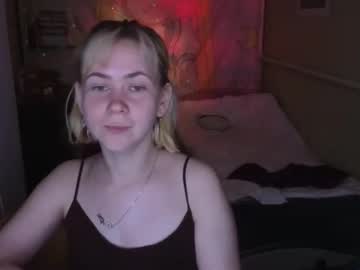 Melania____ Chaturbate stream image from April 12, 2026