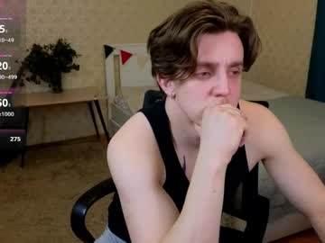 Oliver_Travis Chaturbate stream image from April 12, 2026