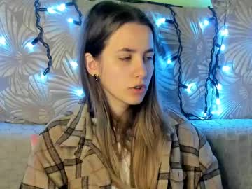 Maggiecake Chaturbate stream image from April 12, 2026