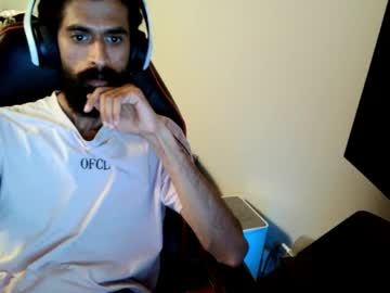 Xwuvzyew Chaturbate stream image from April 12, 2026