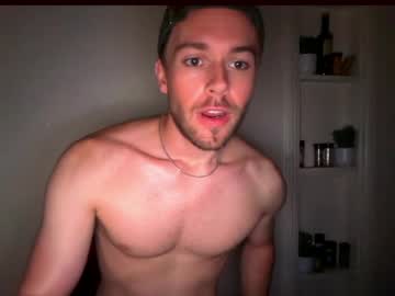 Eeinla Chaturbate stream image from April 12, 2026