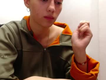 Holy_Juli2 Chaturbate stream image from April 12, 2026
