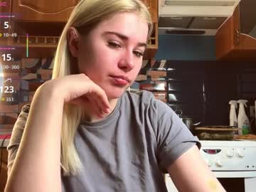 Ivywairley Chaturbate stream image from April 12, 2026