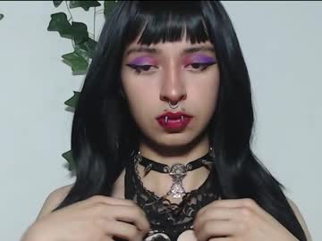Vamp_Mooon Chaturbate stream image from April 12, 2026