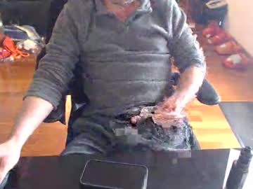 Alpha_124 Chaturbate stream image from April 12, 2026