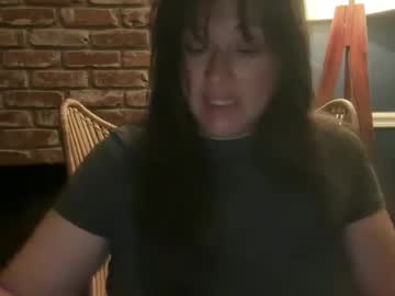 Jellybeanin Chaturbate stream image from April 12, 2026