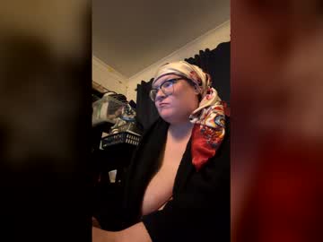 Hannahjoyk Chaturbate stream image from April 12, 2026