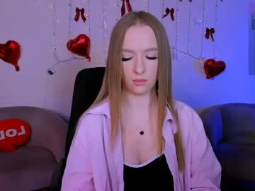 Doll_Vey Chaturbate stream image from April 12, 2026